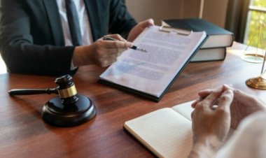 Tanggung Jawab Pengacara dan Perbedaannya dengan Advokat