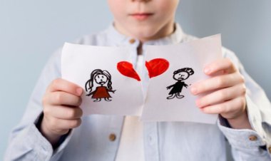 Cerai Karena KDRT, Hak Asuh Anak ke Siapa?