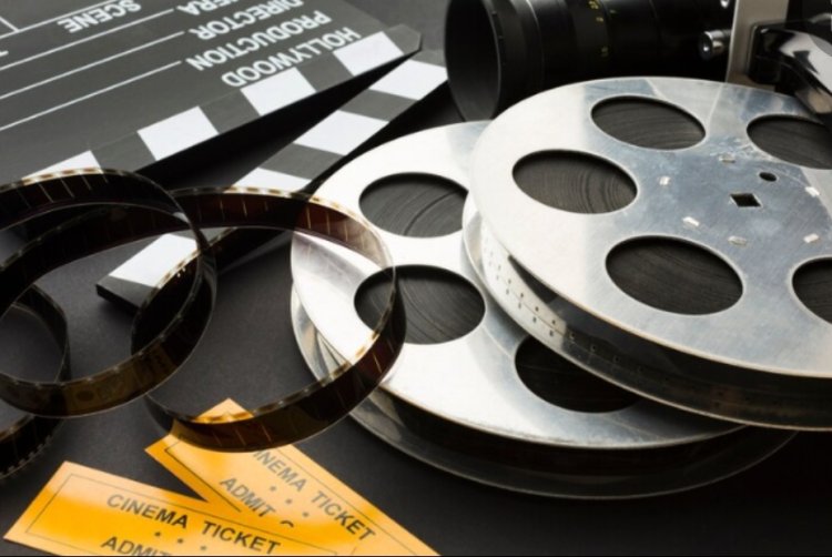 Rugikan Industri Perfilman, Ini Ancaman Hukum Menonton Film Bajakan