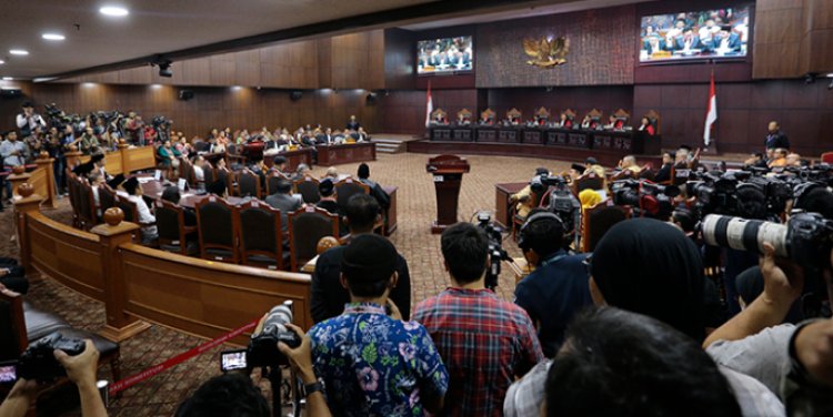 Contoh Sengketa Pemilu dan Penyelesaiannya: Prabowo - Sandiaga Gugat Hasil Pilpres 2019