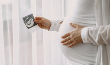 Hamil di Luar Nikah, Apakah Harus Menikah Lagi Setelah Melahirkan?