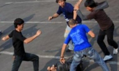 Bisa Dipidana, Apa Hukum Pengeroyokan?